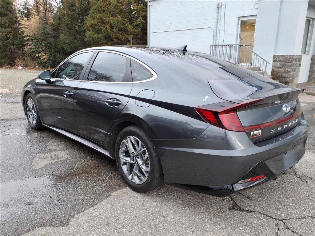 Used 2023 Hyundai Sonata SEL w/ Convenience Package image 3