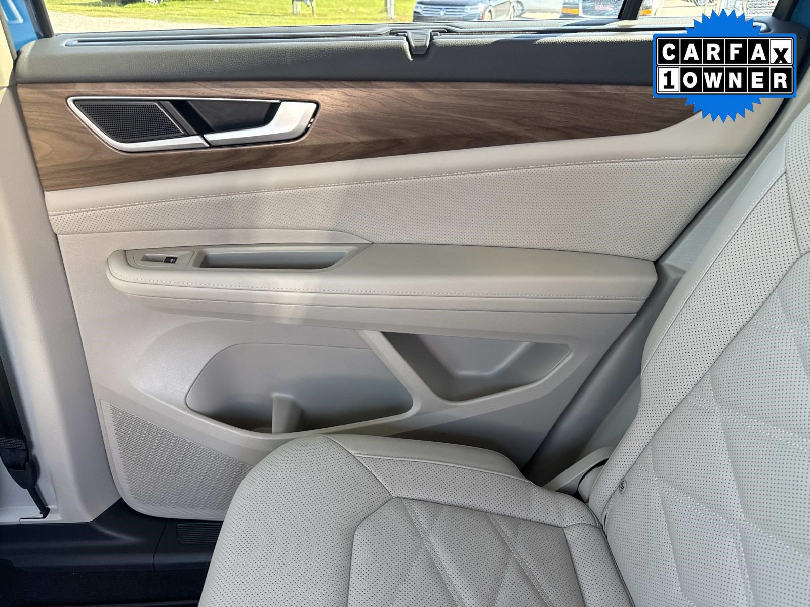Used 2025 Volkswagen Atlas SE FWD image 18