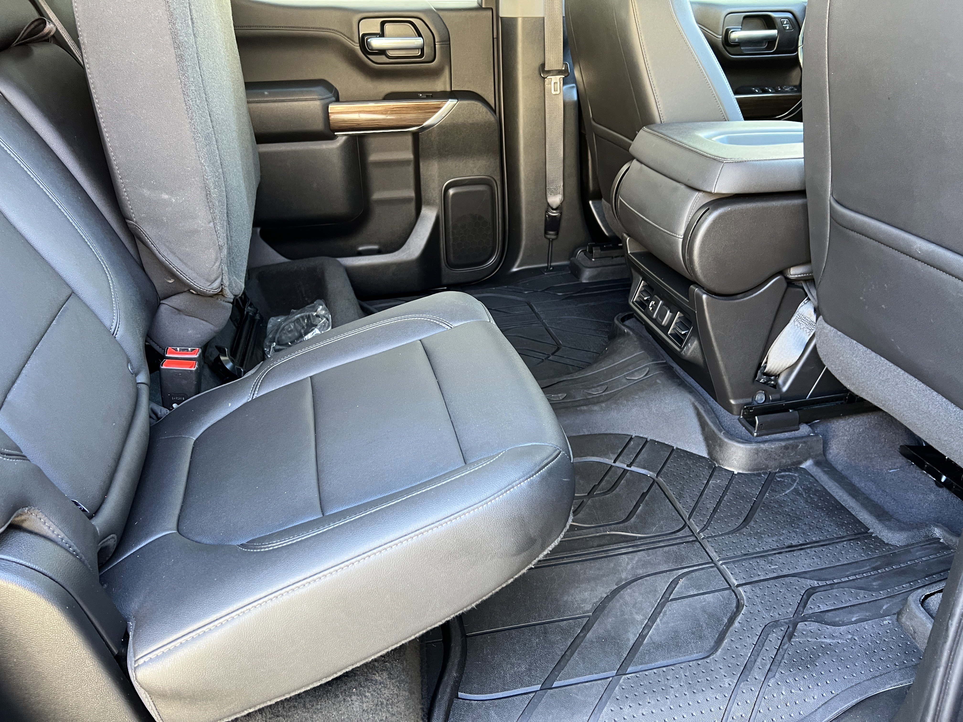 Used 2019 Chevrolet Silverado 1500 LT w/ True North Edition AWD/4WD image 18