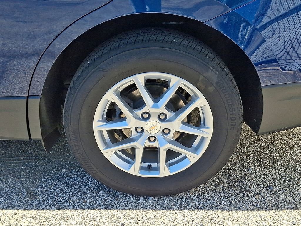 Certified 2022 Chevrolet Equinox LS AWD/4WD image 12
