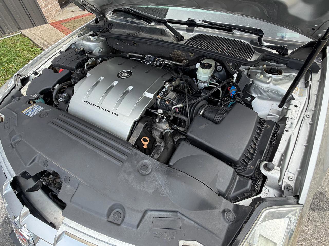 Used 2010 Cadillac DTS Luxury FWD image 53