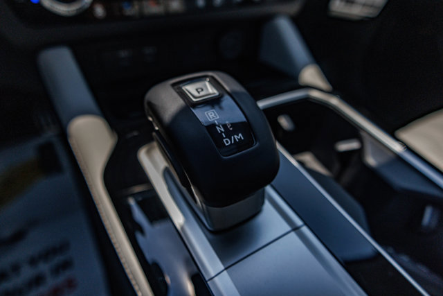 New 2025 Mitsubishi Outlander AWD image 30