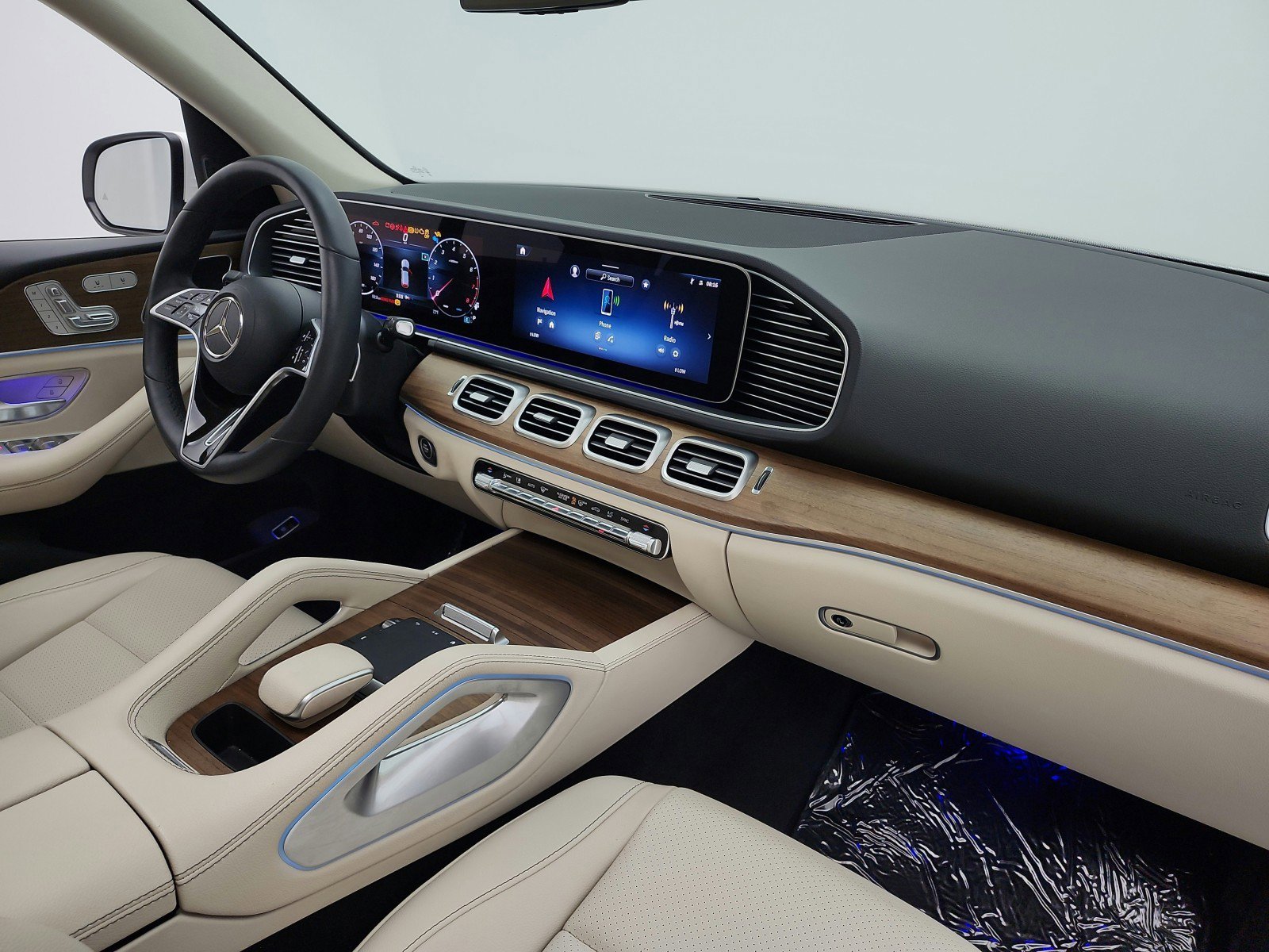 Used 2024 Mercedes-Benz GLE 350 4MATIC image 26