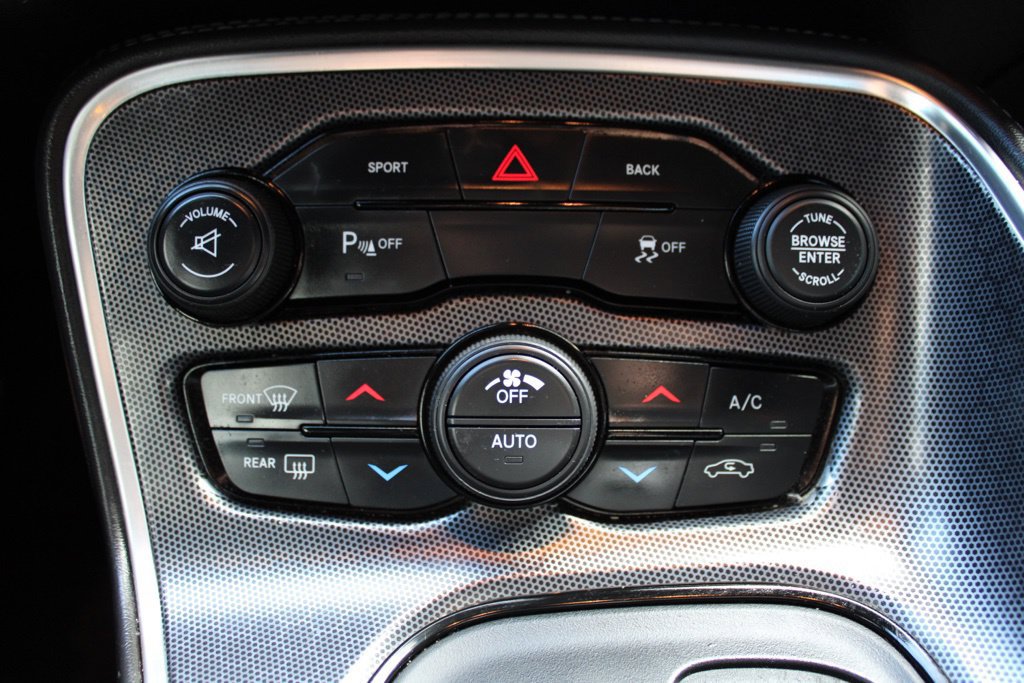 Used 2016 Dodge Challenger SXT Plus RWD image 29