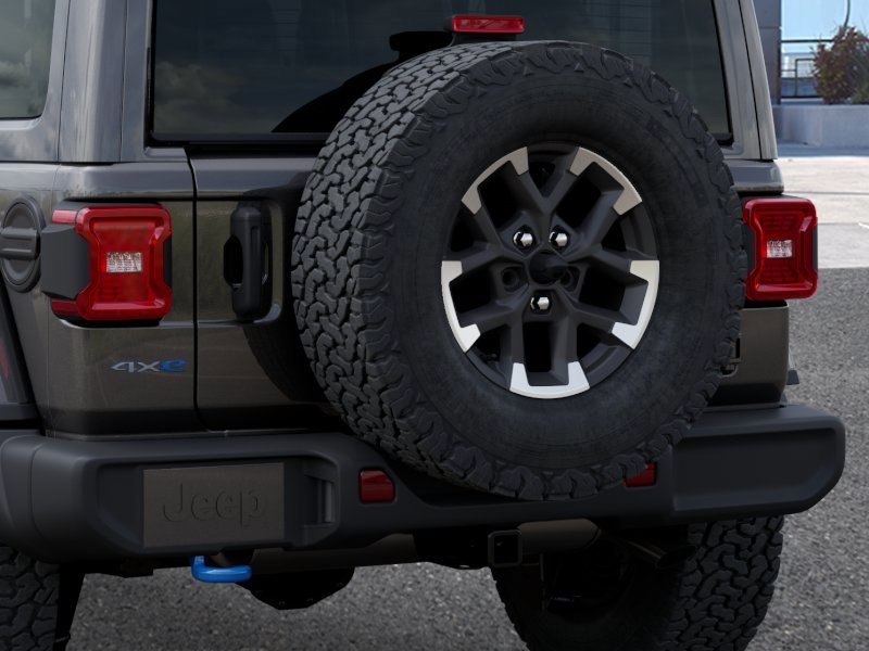 New 2025 Jeep Wrangler Unlimited Rubicon 4xe w/ Convenience Group image 13