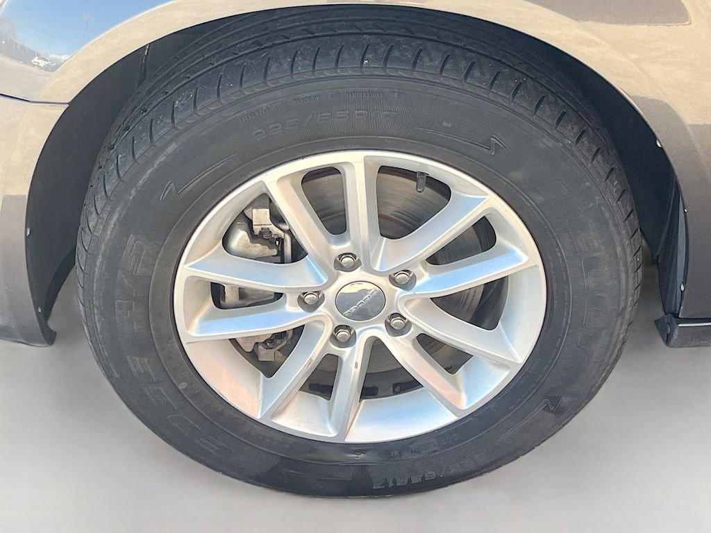 Used 2020 Dodge Grand Caravan SXT image 31