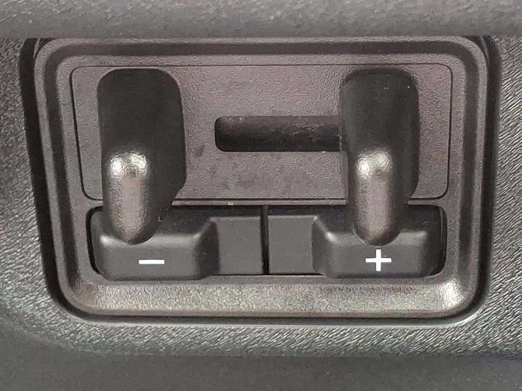 Certified 2025 Ford Expedition Max Platinum image 29