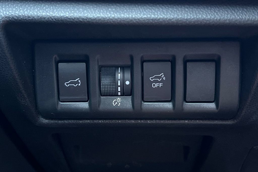 Used 2023 Subaru Outback Touring XT image 33