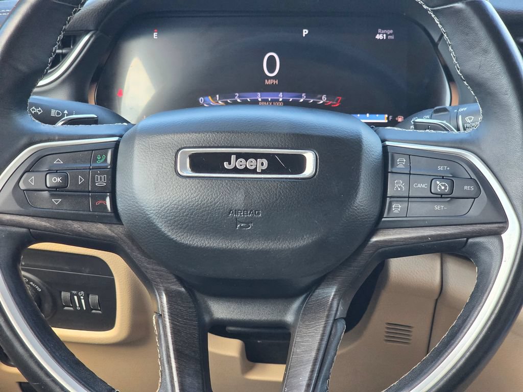 Used 2021 Jeep Grand Cherokee L Limited AWD/4WD image 17