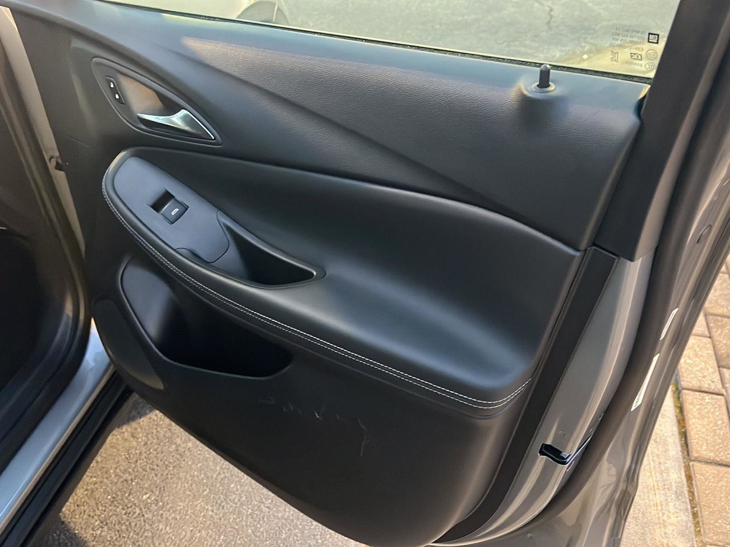 Used 2025 Buick Encore GX Preferred image 14