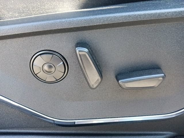 Used 2026 Ford F350 Platinum w/ FX4 Off-Road Package image 33