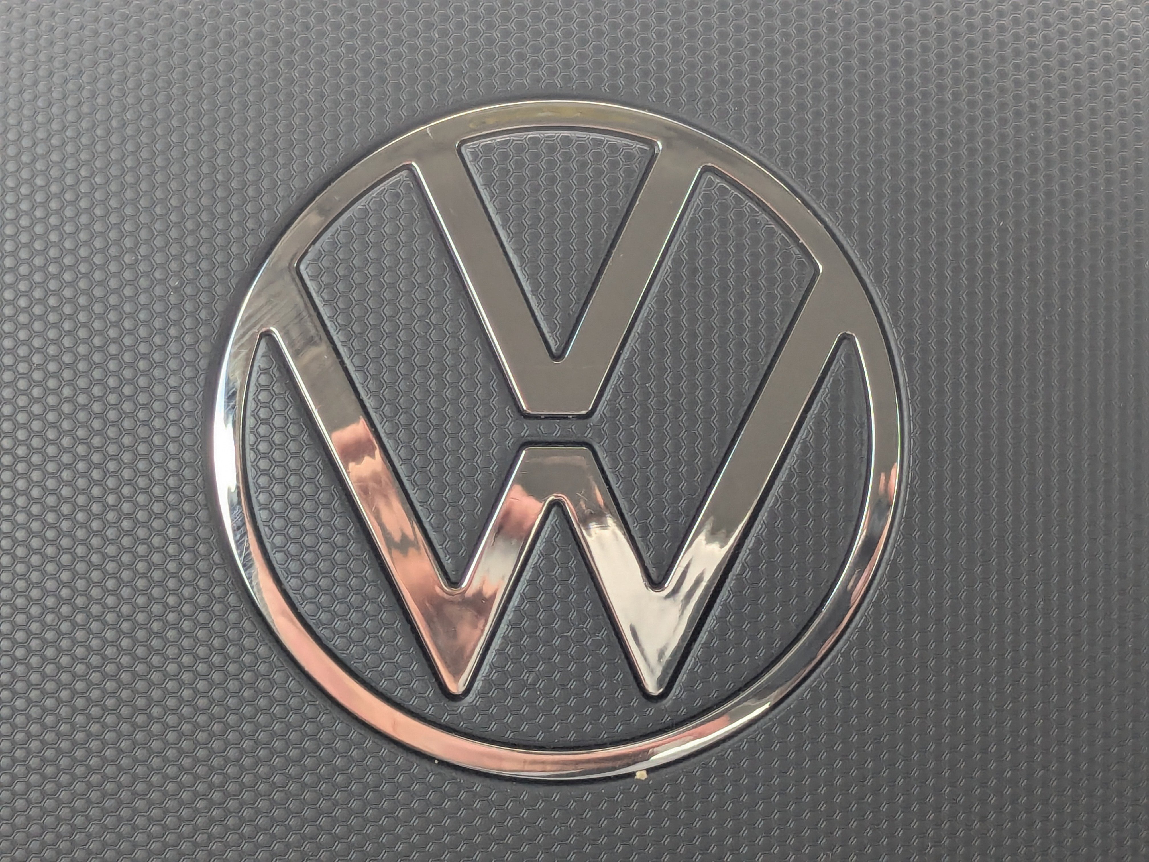 Used 2024 Volkswagen Jetta SE image 32