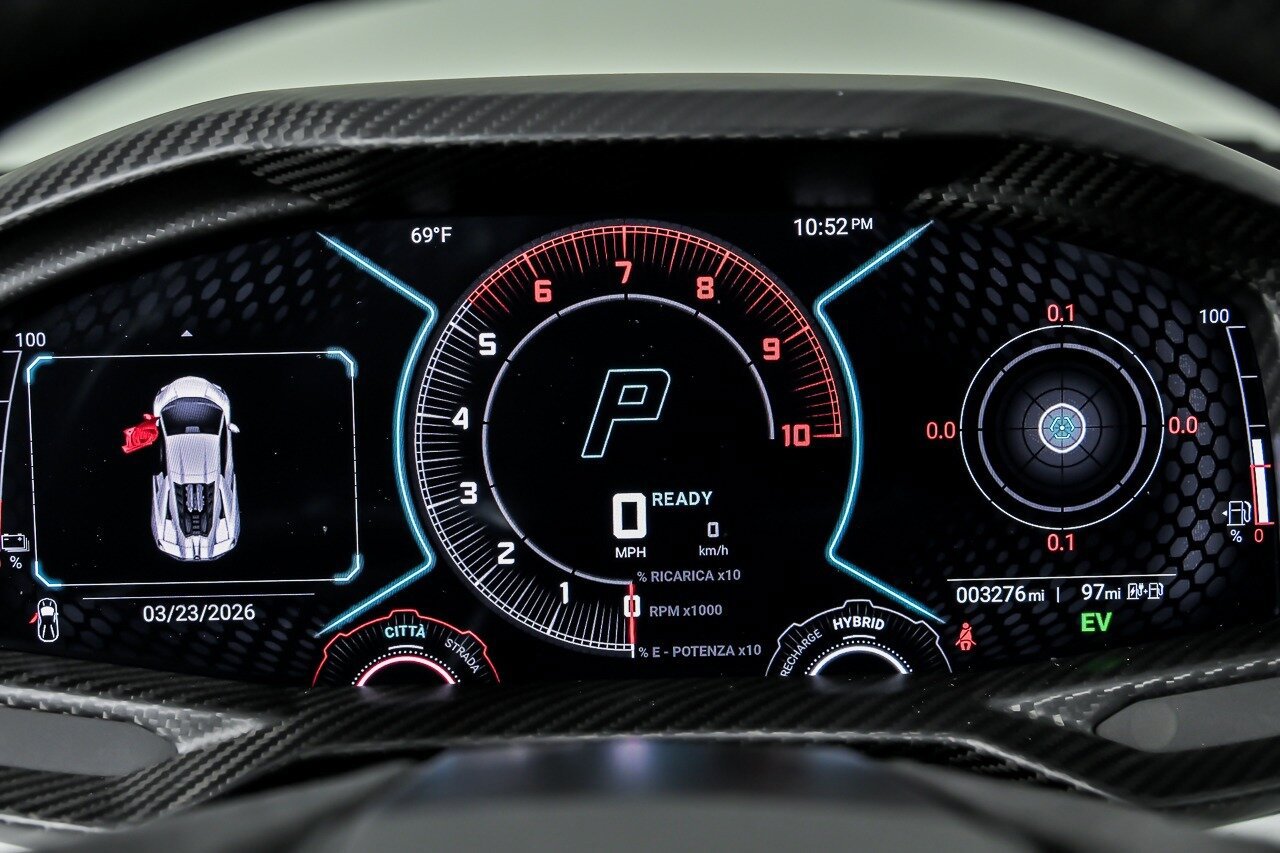 Used 2024 Lamborghini Revuelto image 33