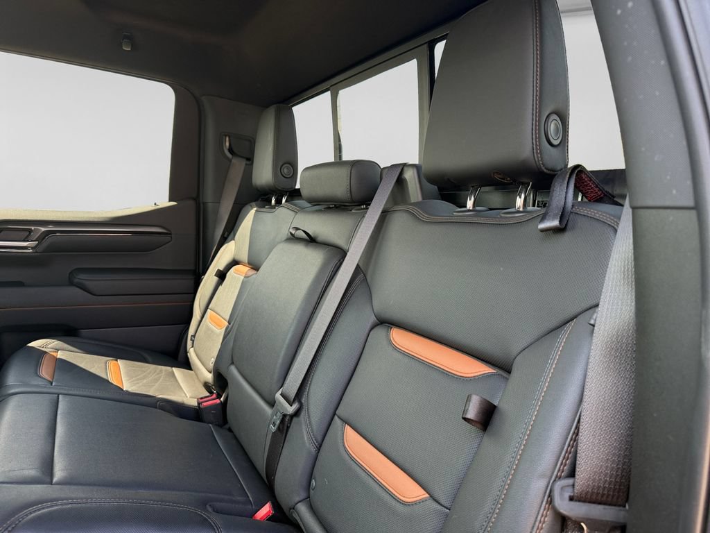 Used 2023 GMC Sierra 1500 AT4 w/ AT4 Preferred Package AWD/4WD image 36