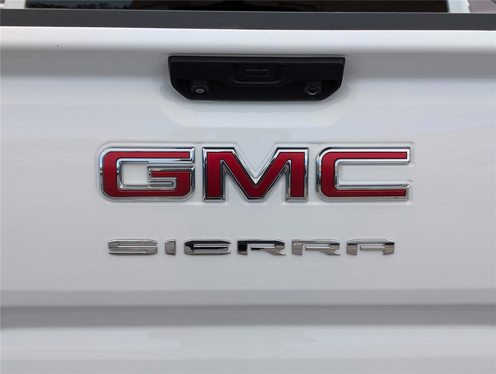 Used 2023 GMC Sierra 1500 Elevation image 9