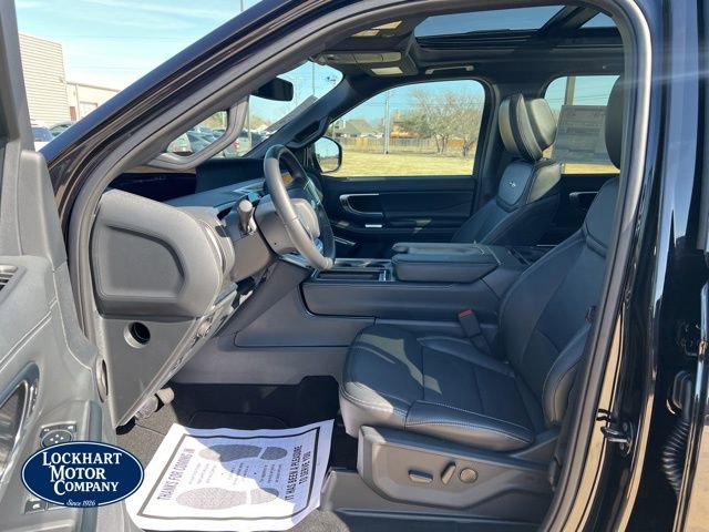 New 2026 Ford Expedition Platinum w/ Stealth Appearance Package image 9