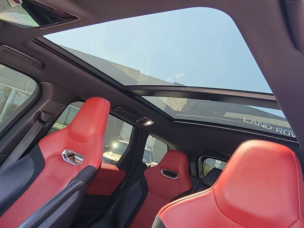 Used 2022 Land Rover Range Rover Sport SVR image 28