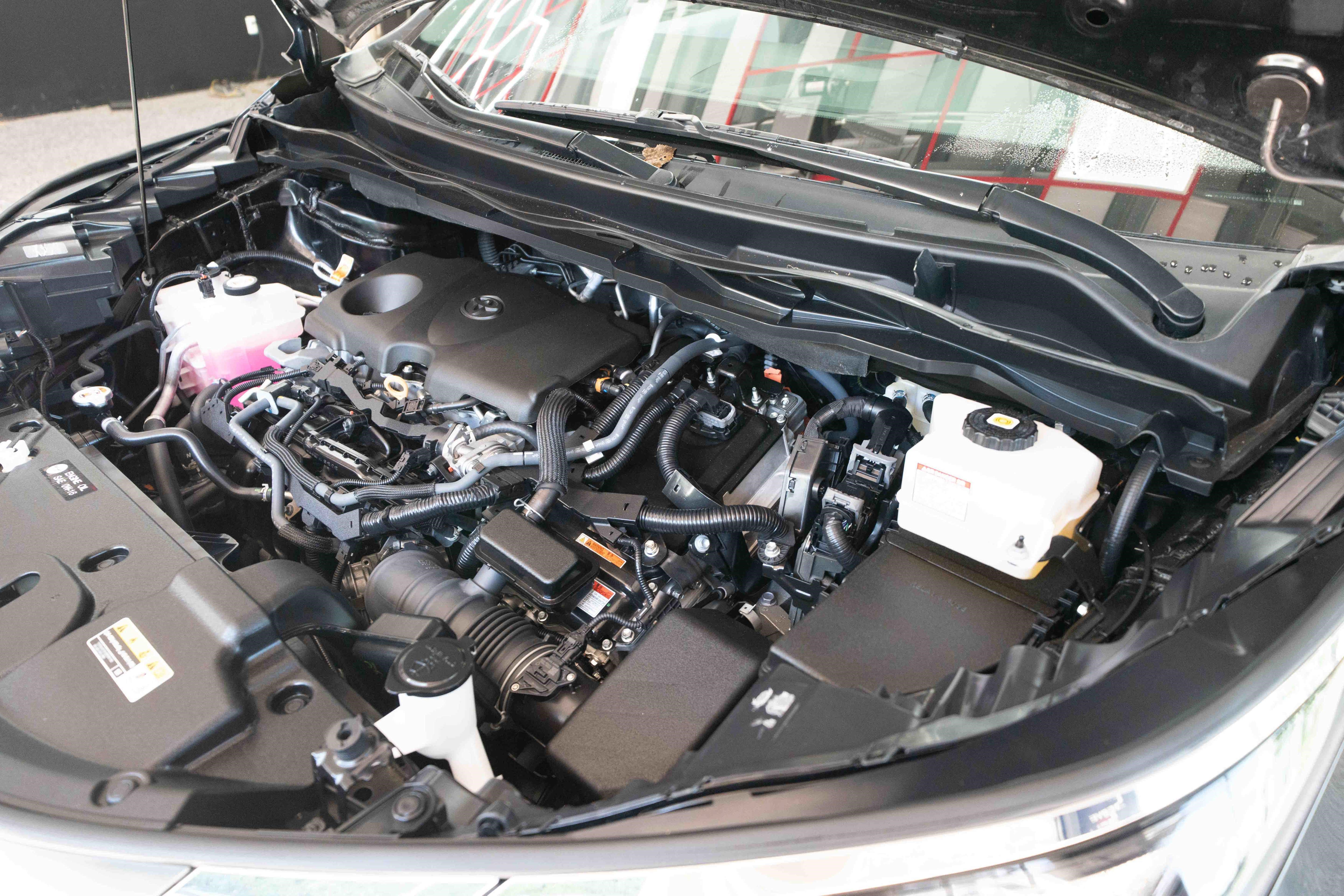 Used 2025 Toyota Sienna XLE FWD image 34