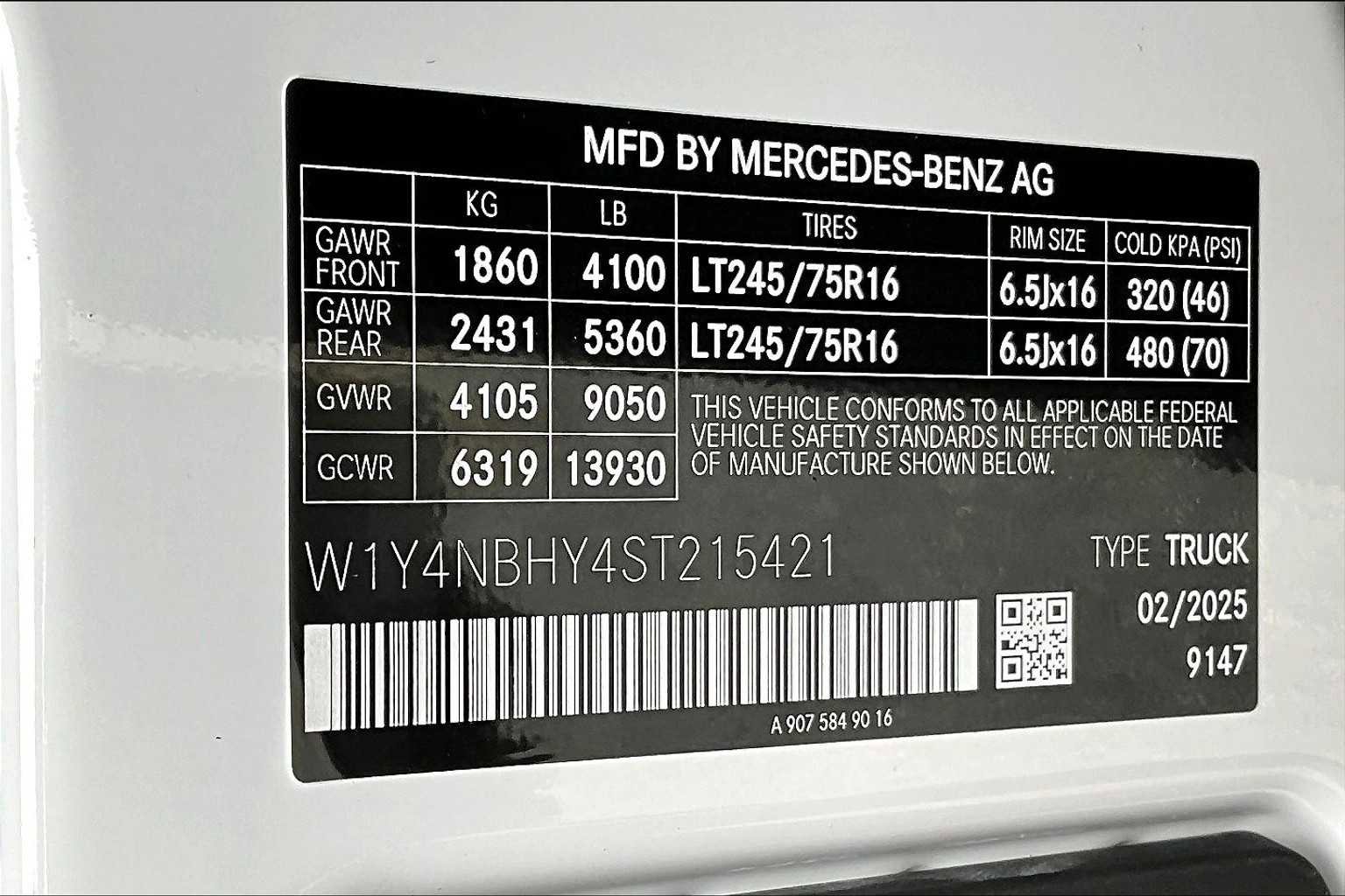 New 2025 Mercedes-Benz Sprinter 2500 image 12