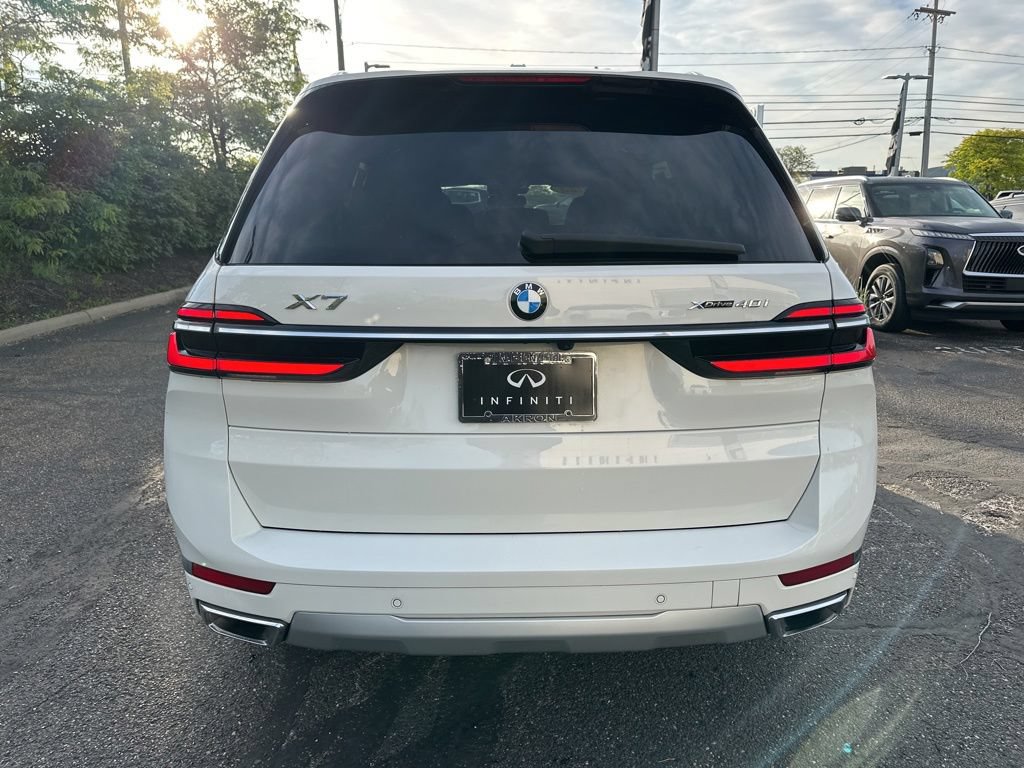 Used 2023 BMW X7 xDrive40i AWD/4WD image 6