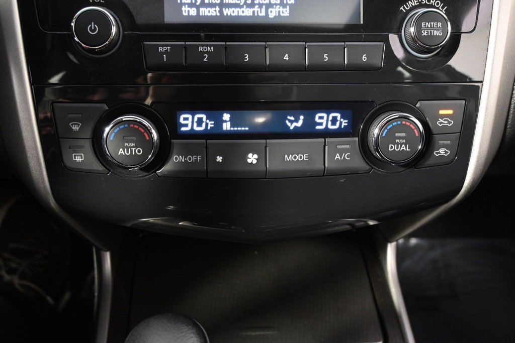 Used 2014 Nissan Altima 2.5 SL w/ Moonroof Package image 30