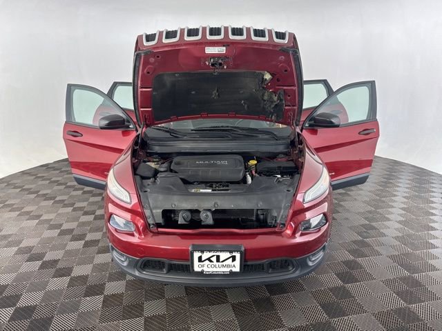 Used 2014 Jeep Cherokee Sport w/ Cold Weather Group FWD image 13