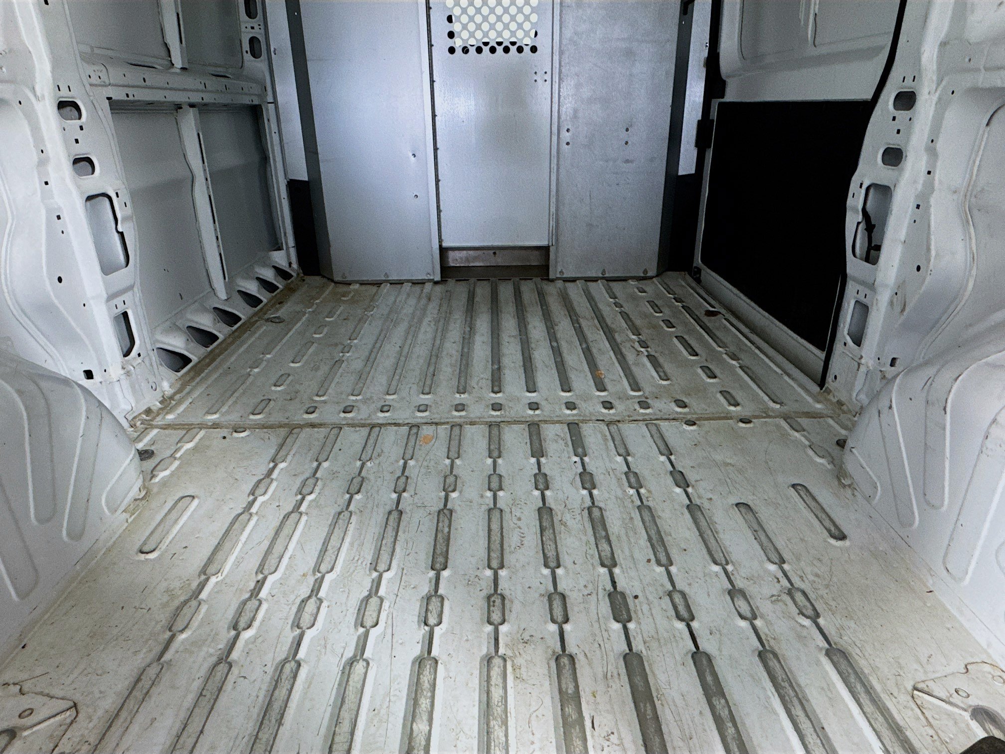 Used 2025 RAM ProMaster 2500 w/ Safety Group FWD image 29