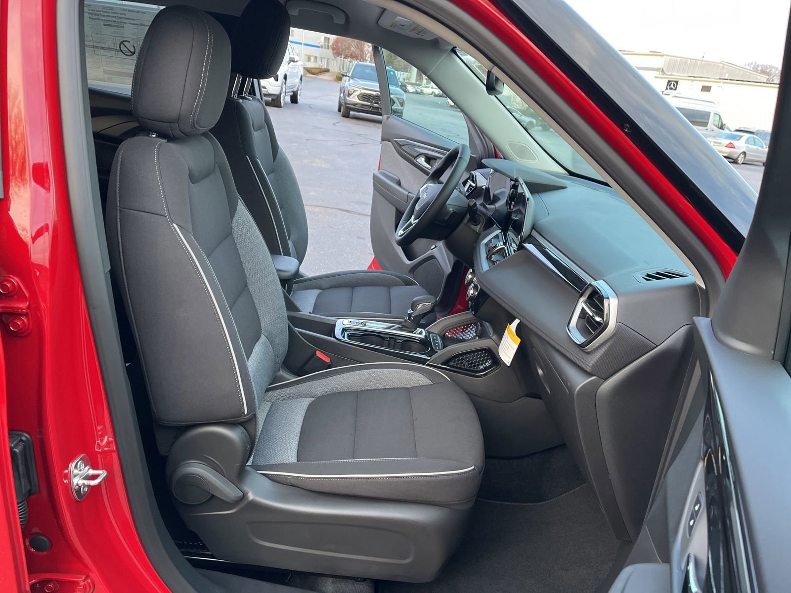 New 2026 Chevrolet TrailBlazer LT w/ Convenience Package image 15