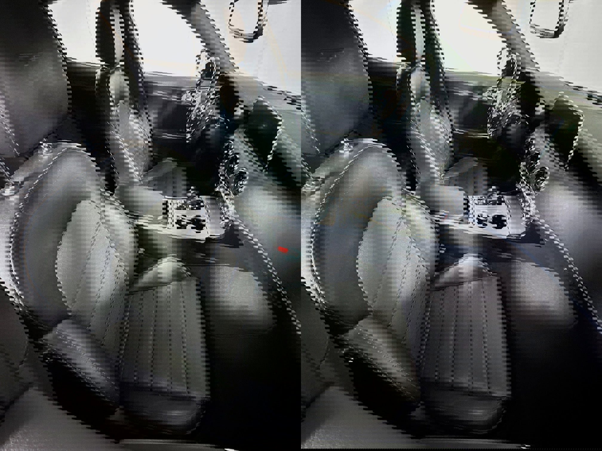 Used 2019 Kia Stinger GT2 image 28