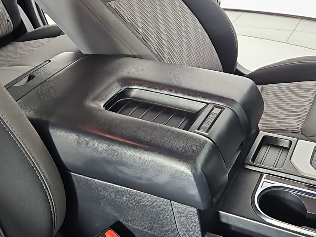 Used 2019 Toyota Tundra SR5 w/ SR5 Upgrade Package RWD image 16