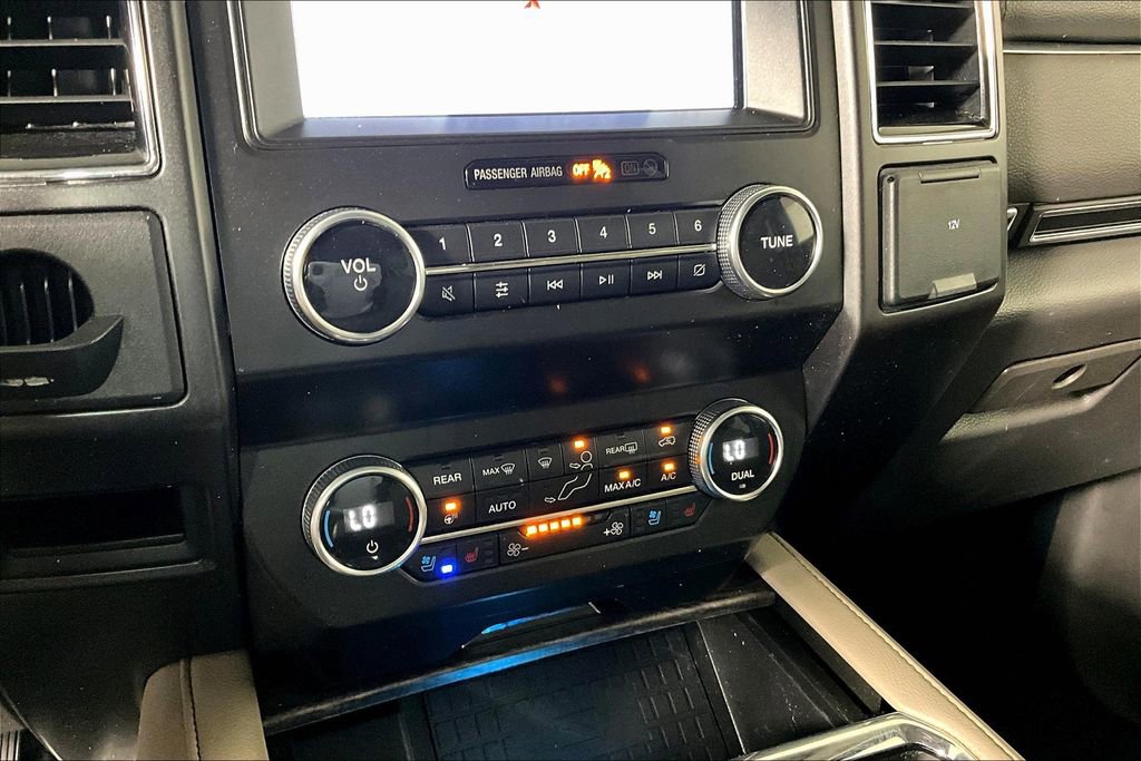 Used 2021 Ford Expedition Limited image 33