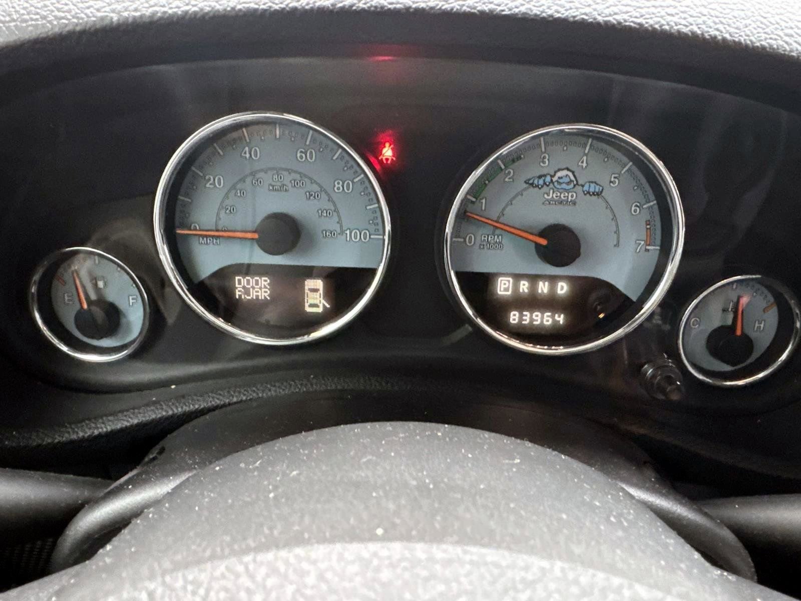 Used 2012 Jeep Wrangler Unlimited Sahara image 21