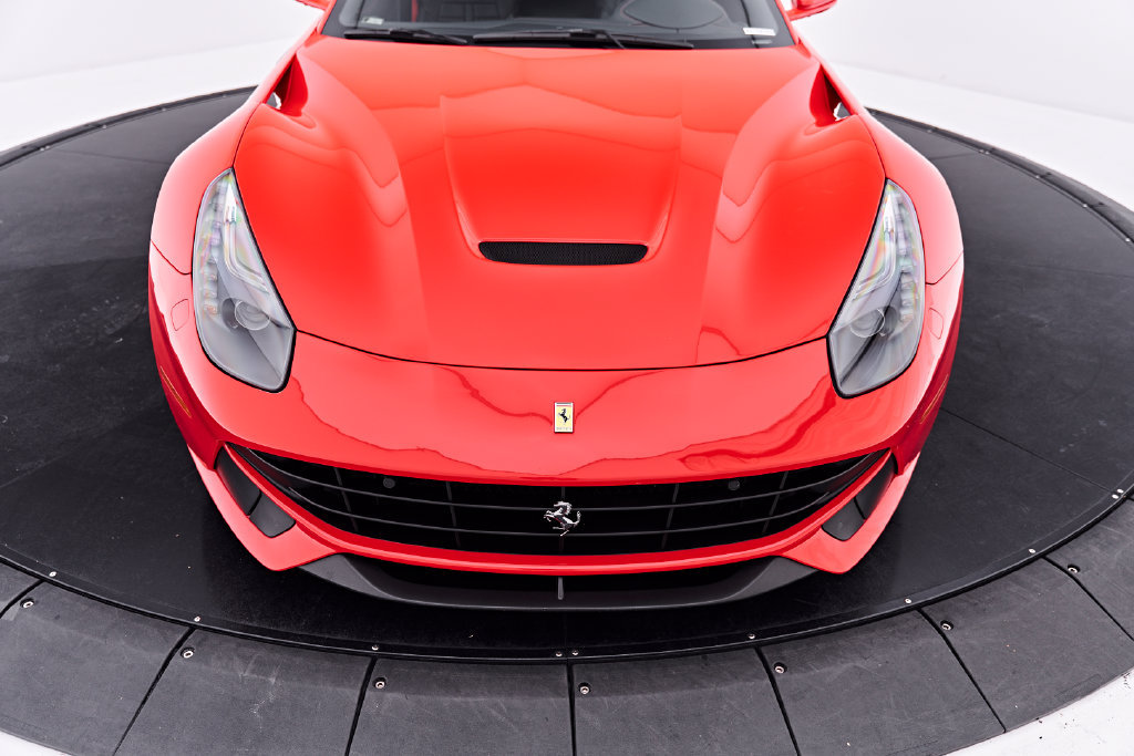 Used 2016 Ferrari F12 Berlinetta RWD image 22