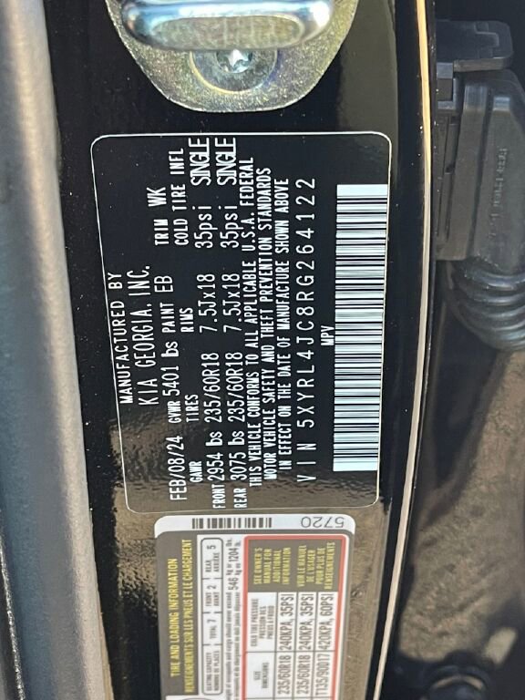 Used 2024 Kia Sorento S image 29