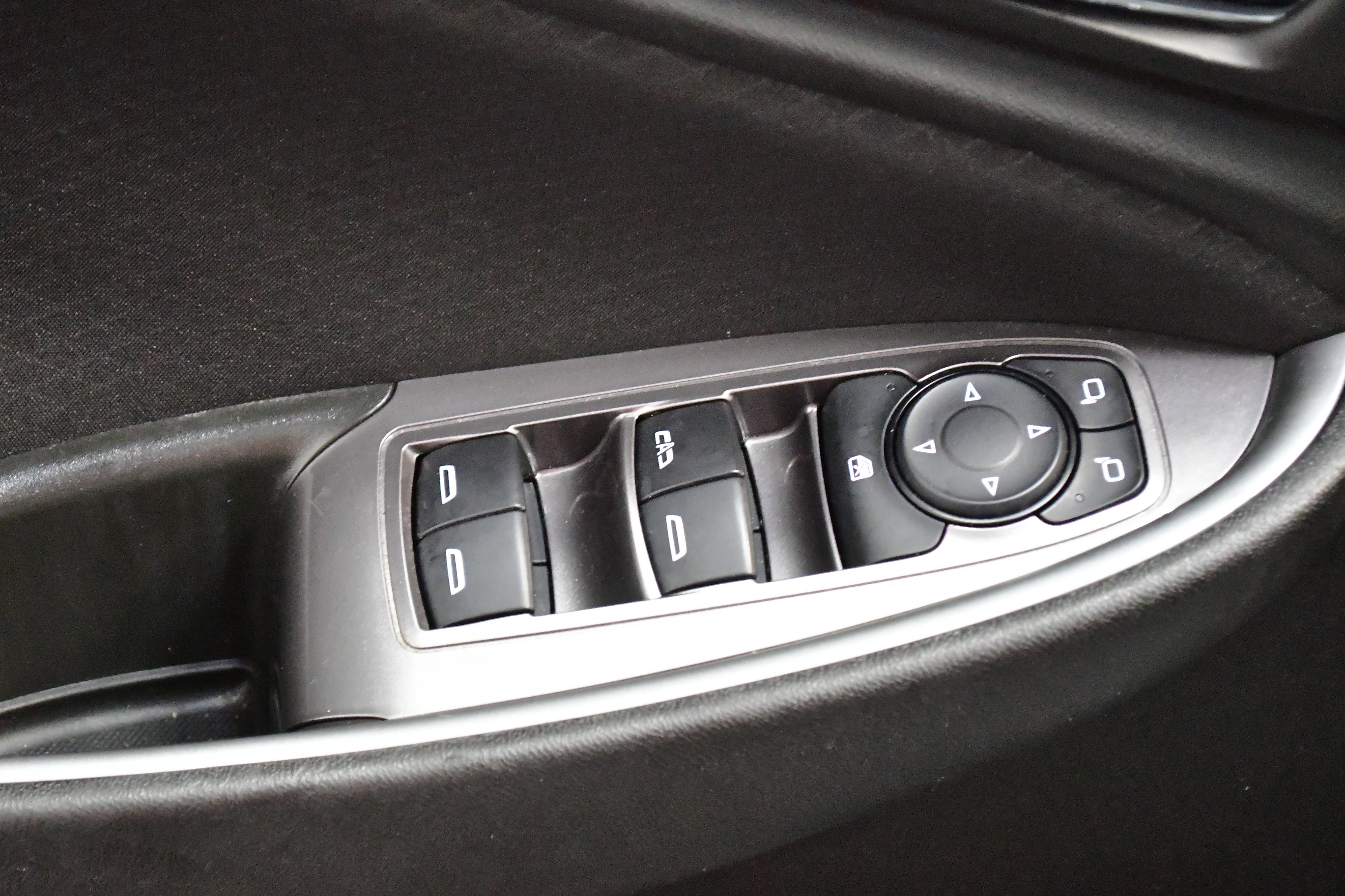 Used 2024 Chevrolet Malibu LT image 25