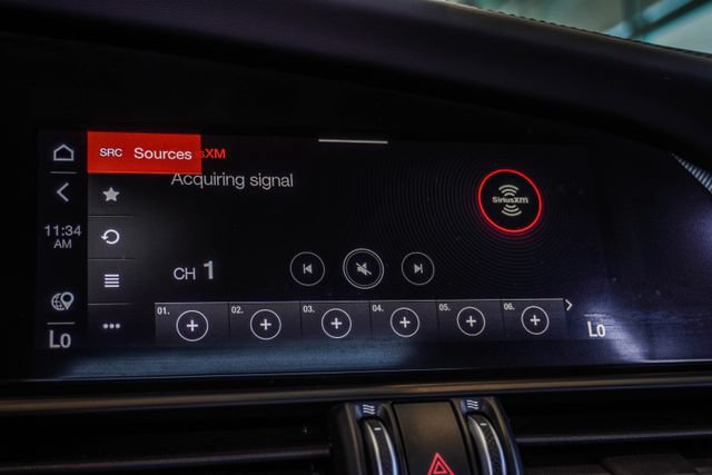 Used 2024 Alfa Romeo Giulia Veloce RWD image 32