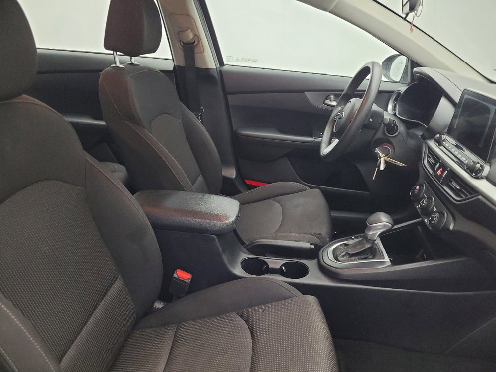 Used 2020 Kia Forte LXS FWD image 21