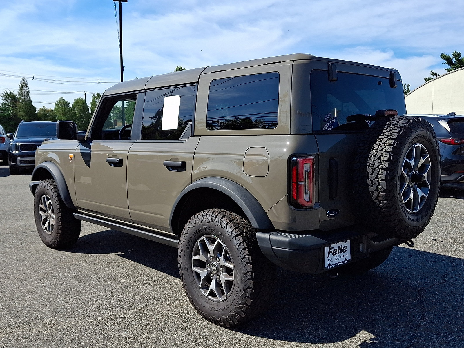 Used 2025 Ford Bronco Badlands AWD/4WD image 6