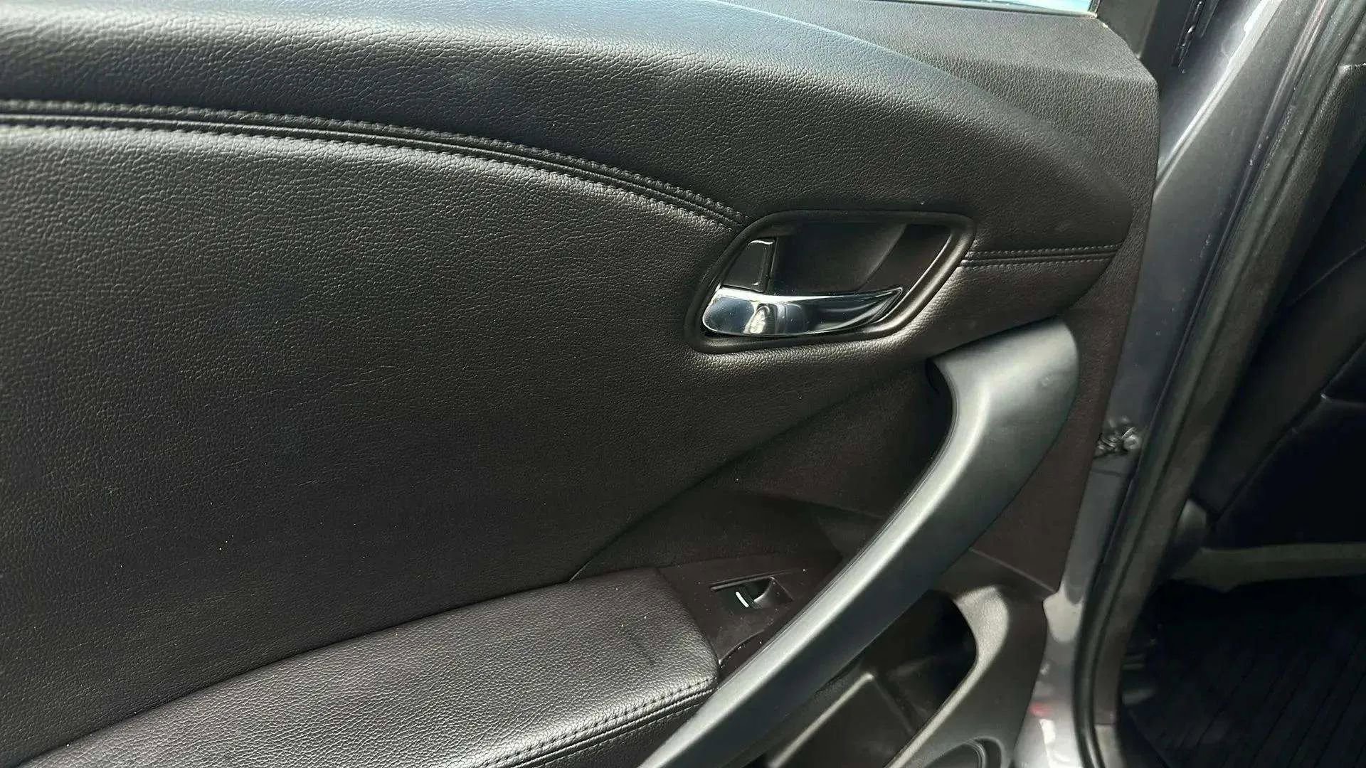 Used 2018 Acura RDX AWD w/ Technology Package image 16