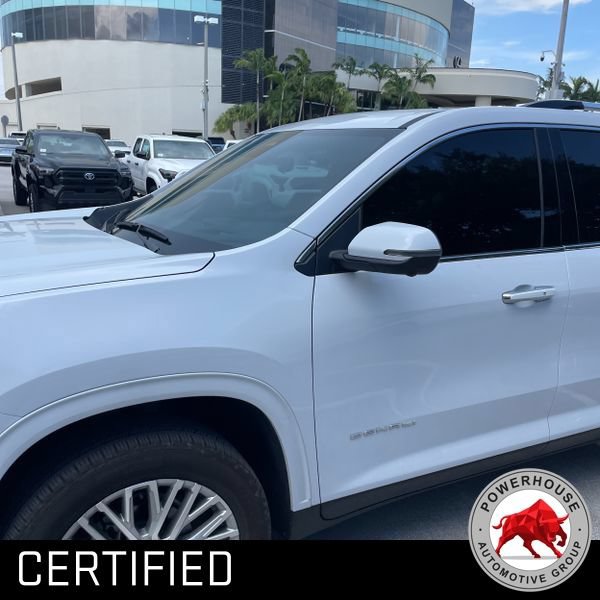 Used 2026 GMC Acadia Denali w/ Super Cruise Package FWD image 4