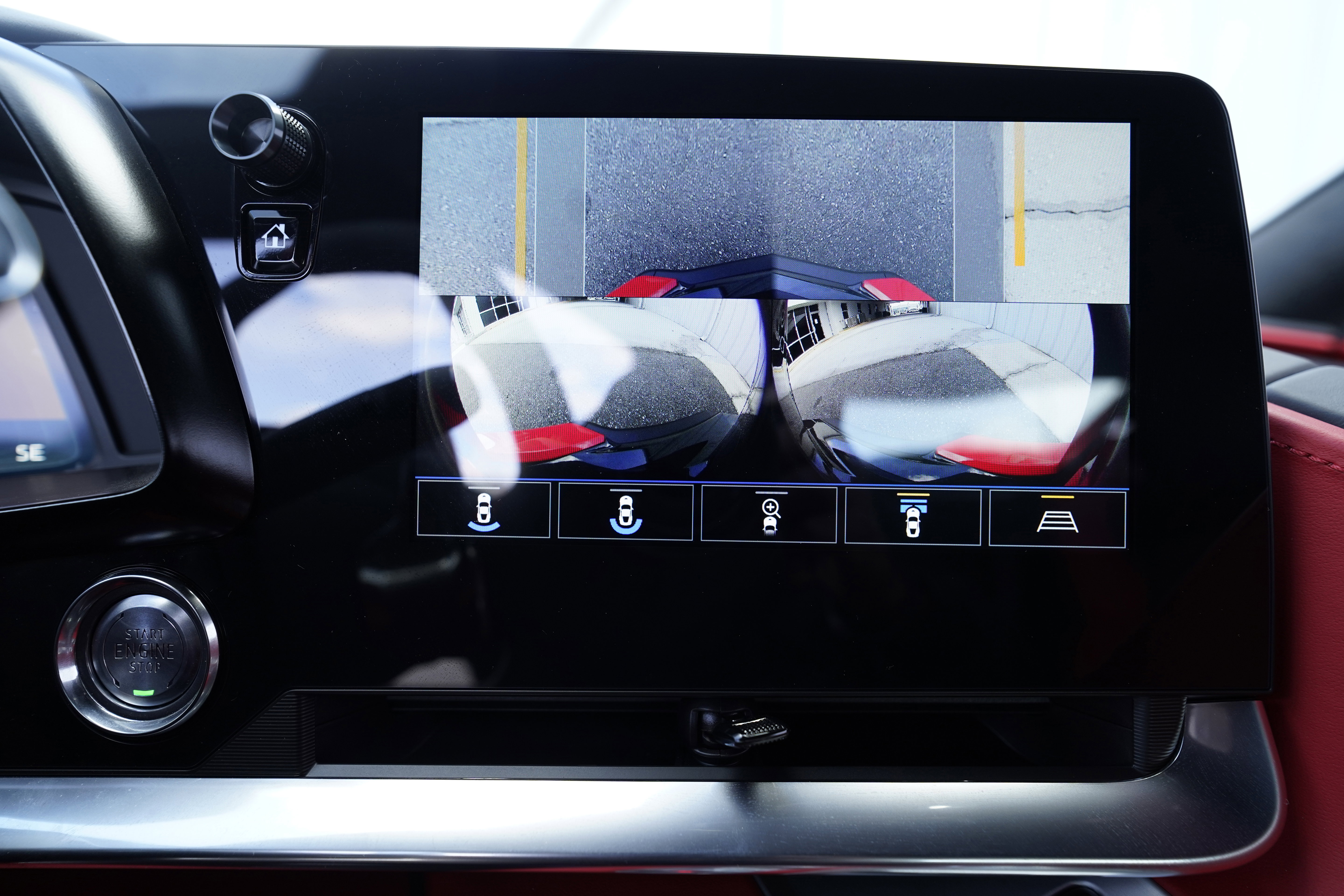Used 2023 Chevrolet Corvette Stingray Premium Cpe w/ Z51 Performance Package RWD image 25