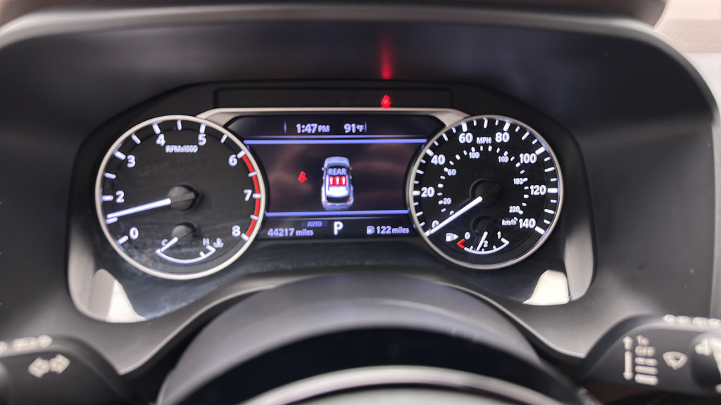 Used 2023 Nissan Rogue SV AWD/4WD image 17
