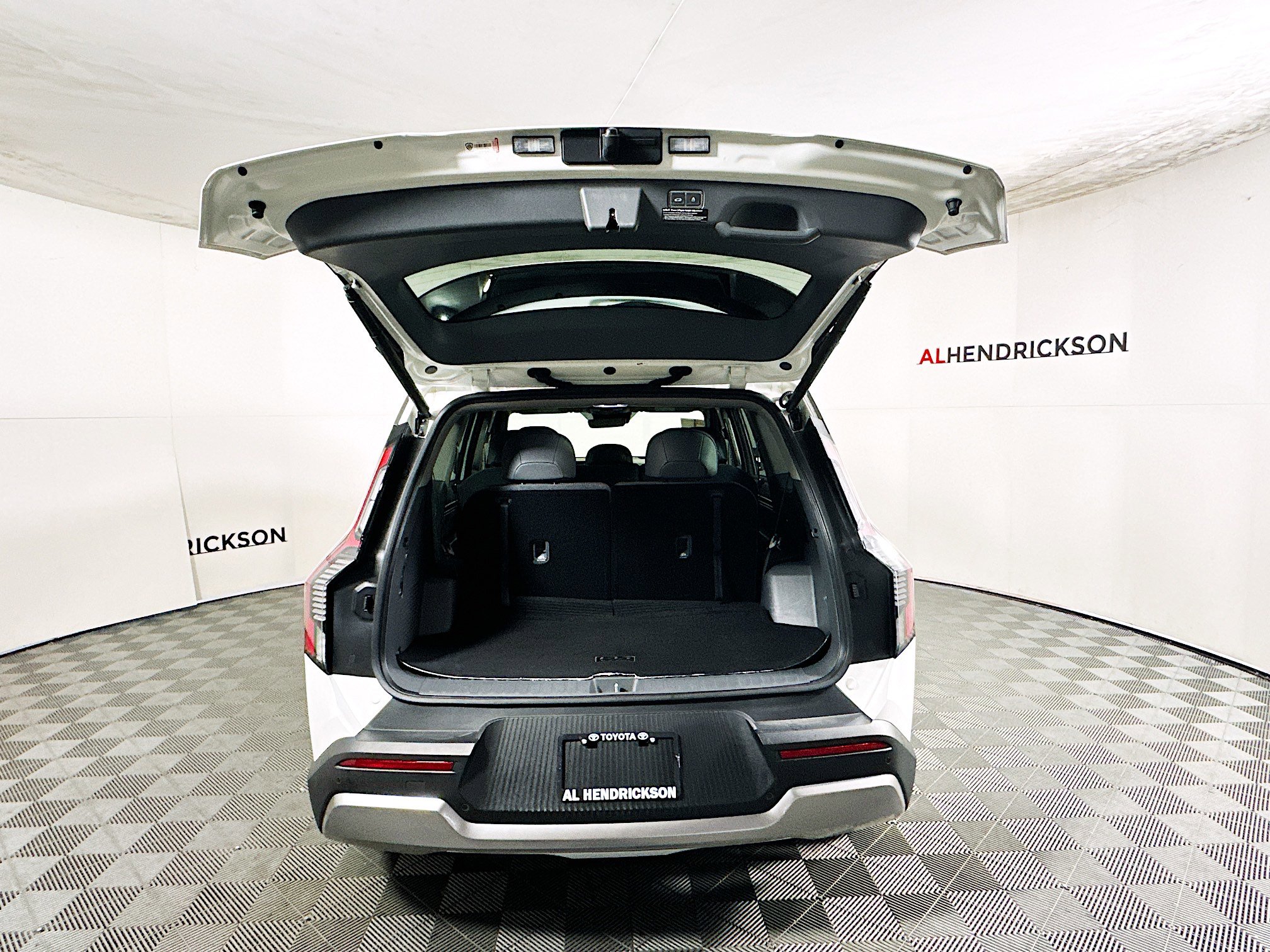 Used 2024 Kia EV9 Wind image 31