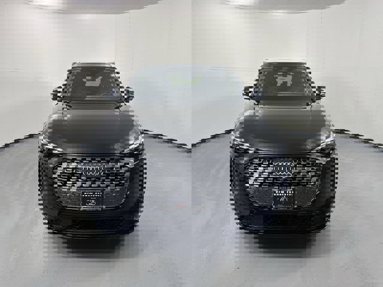 Used 2025 Audi Q5 Premium Plus w/ Premium Plus image 3