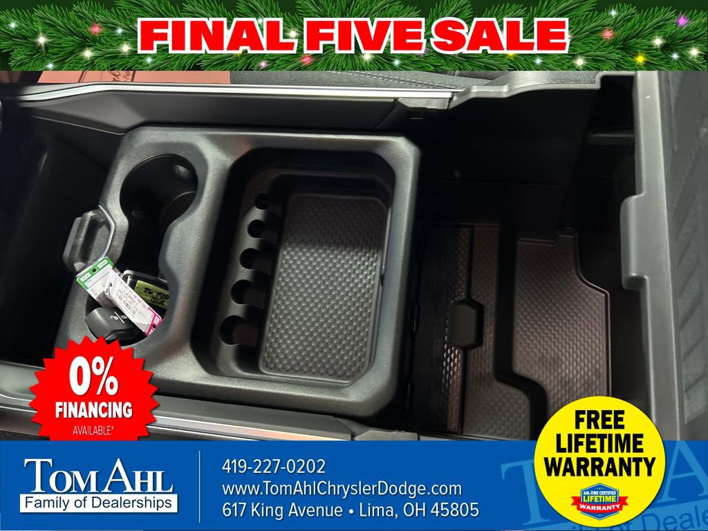 New 2026 RAM 1500 4x4 Crew Cab image 19