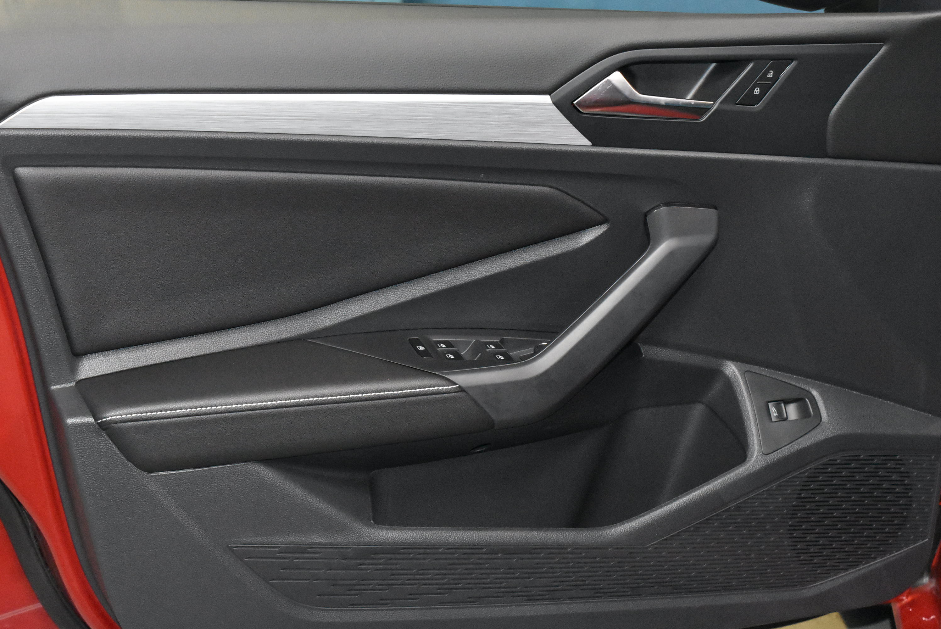 New 2026 Volkswagen Jetta Sport FWD image 3