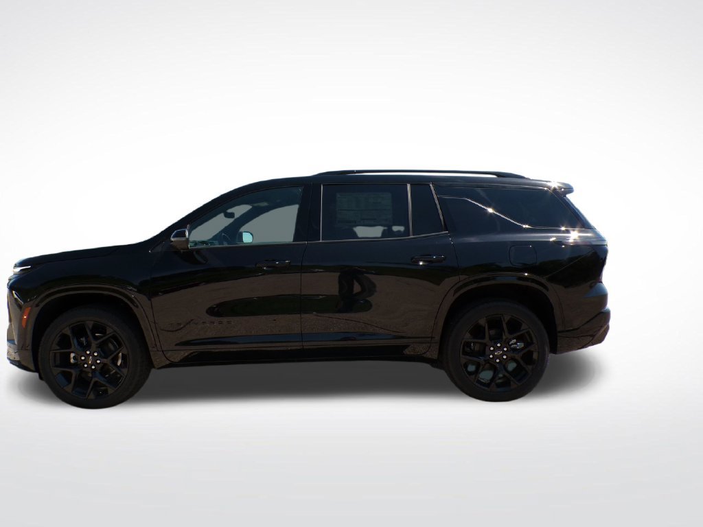 New 2026 Chevrolet Traverse RS w/ LPO, Floor Liner Package AWD/4WD image 2