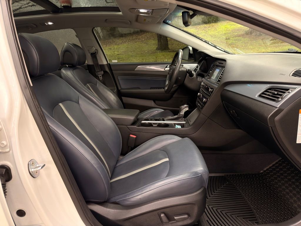 Used 2017 Hyundai Sonata Limited w/ Ultimate Package 02 image 20