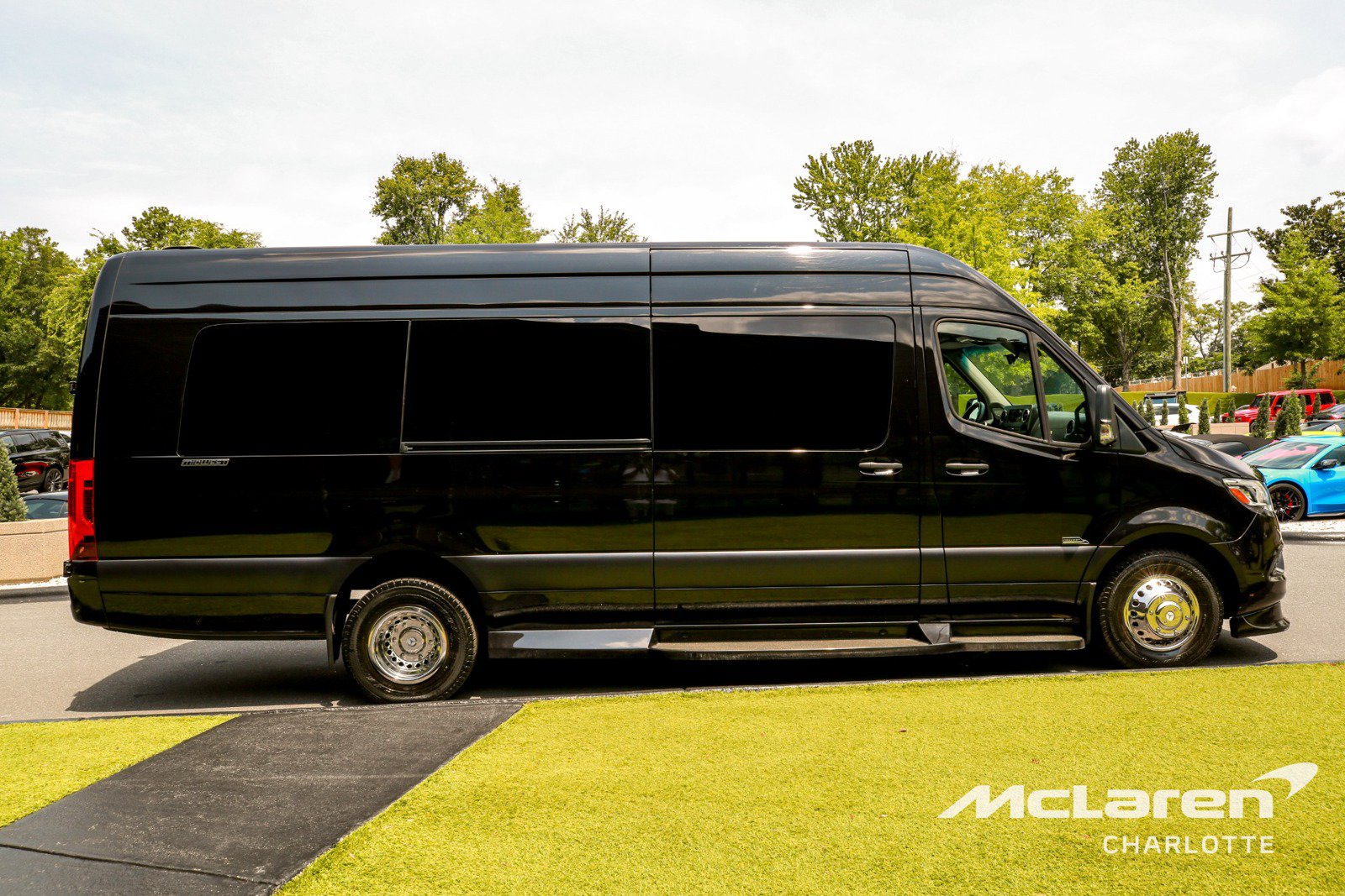 Used 2024 Mercedes-Benz Sprinter 3500 w/ Parking Package image 9