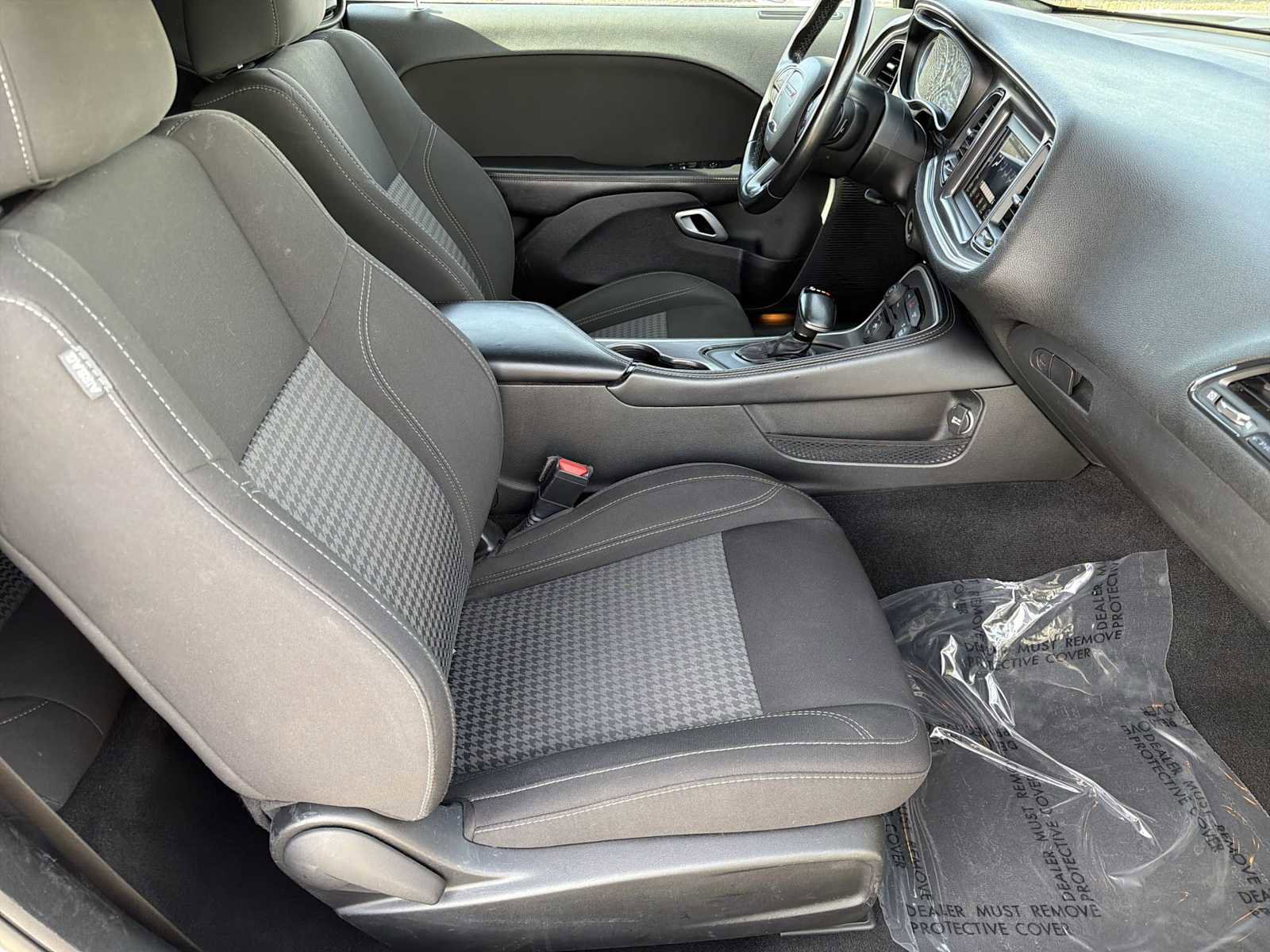 Used 2021 Dodge Challenger SXT image 16